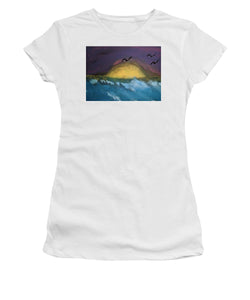 Sunrise At The Beach - Women's T-Shirt