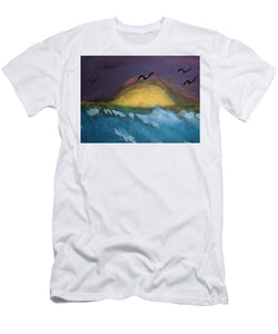 Sunrise At The Beach - T-Shirt