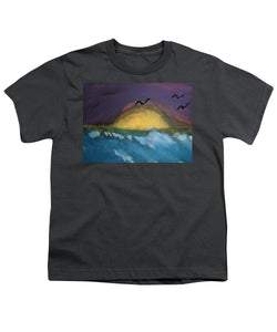 Sunrise At The Beach - Youth T-Shirt